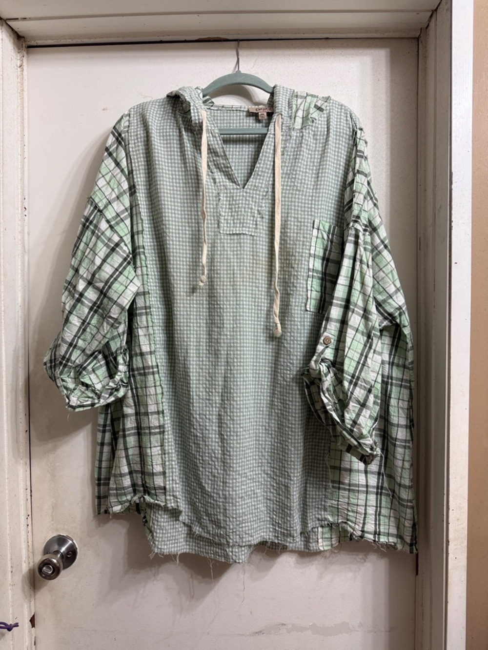 Relaxed Light Green Plaid Hooded Tunic Top